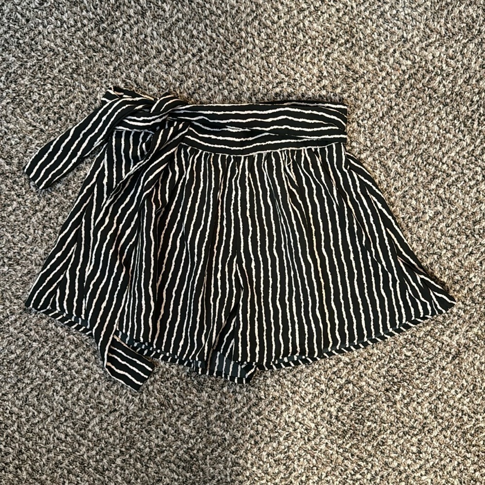 Urban outfitters tie shorts